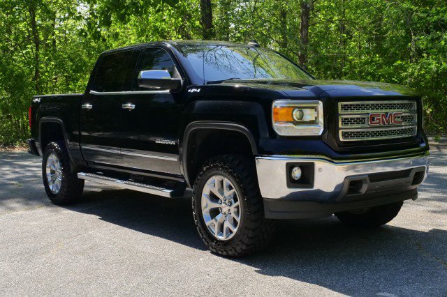 Used 2015 GMC Sierra 1500 SLT w/ SLT Crew Cab Value Package image 4