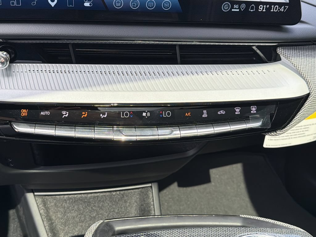 New 2027 Cadillac Optiq Luxury AWD/4WD image 27