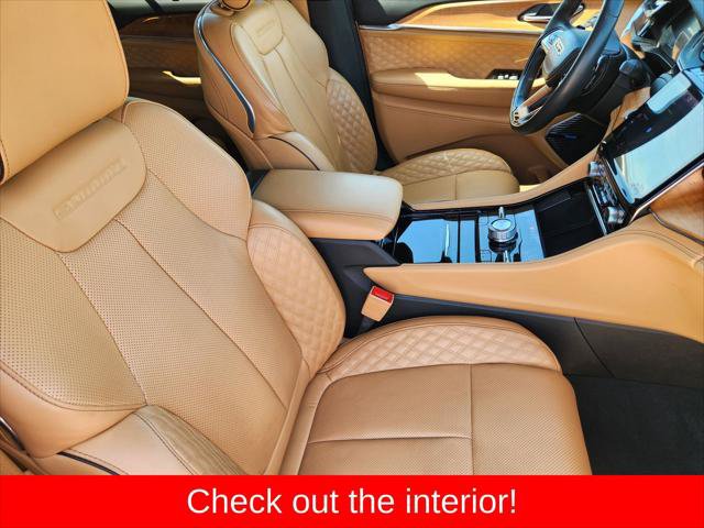 Certified 2024 Jeep Grand Cherokee Summit AWD/4WD image 24