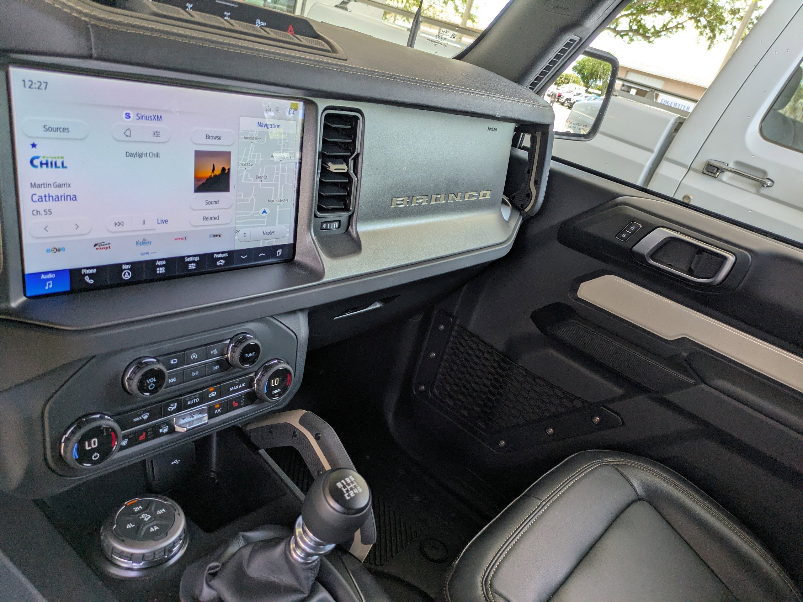 Certified 2025 Ford Bronco Badlands w/ Sasquatch Package AWD/4WD image 17