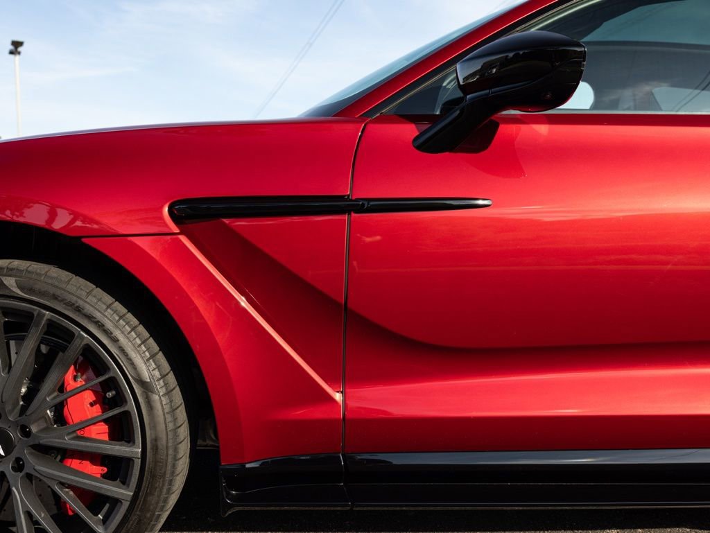 Used 2024 Aston Martin DBX 707 image 16