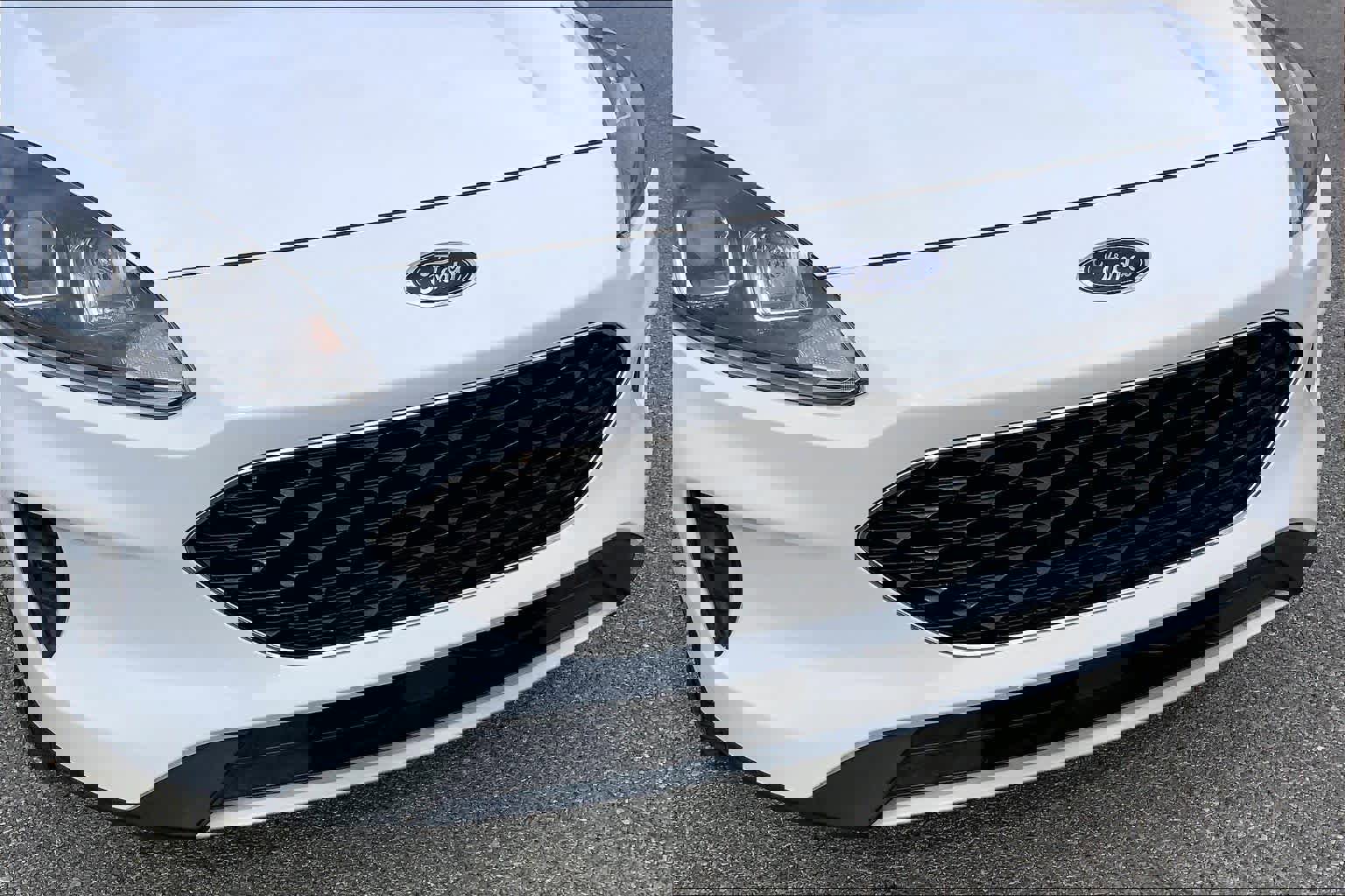 Used 2021 Ford Escape SE image 29