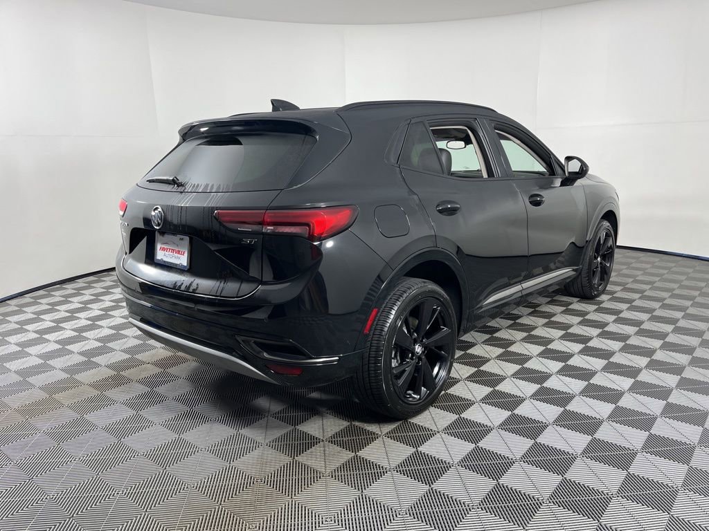 Used 2022 Buick Envision Essence w/ Sport Touring Package image 15