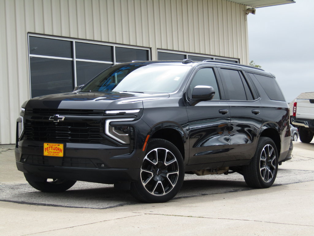 Used 2025 Chevrolet Tahoe RST AWD/4WD image 12
