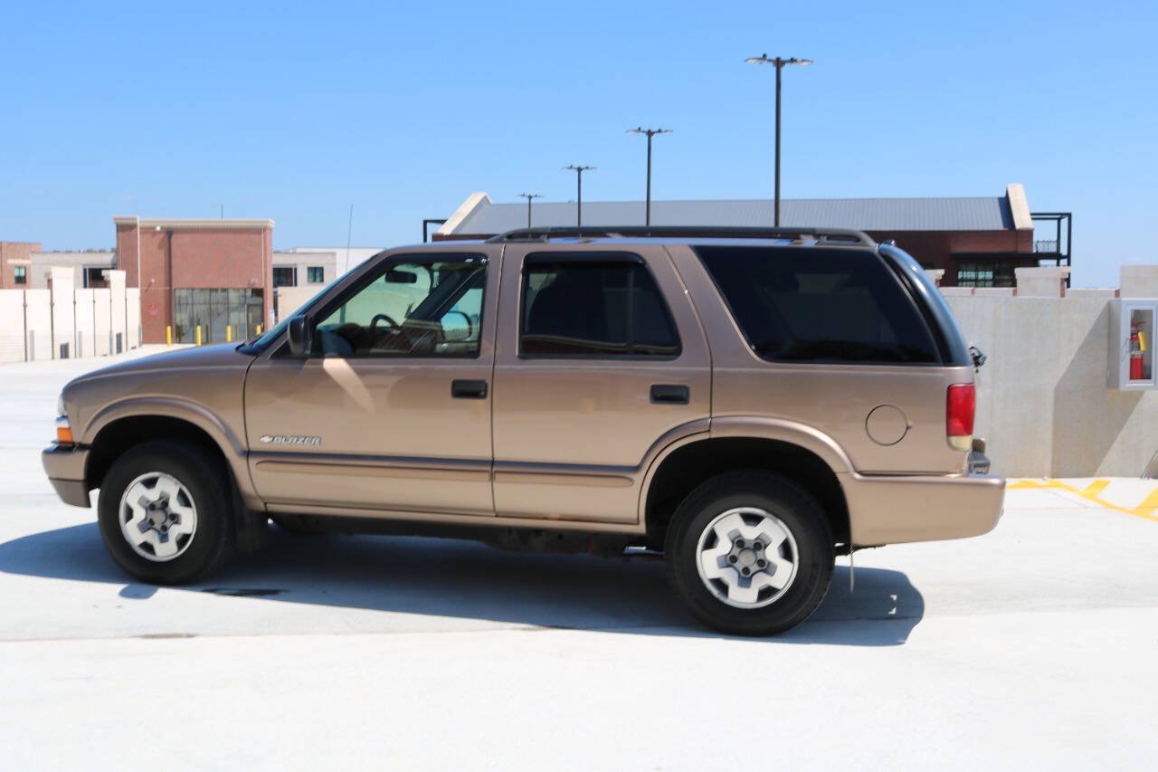 Used 2004 Chevrolet Blazer LS w/ Preferred Equipment Group AWD/4WD image 28