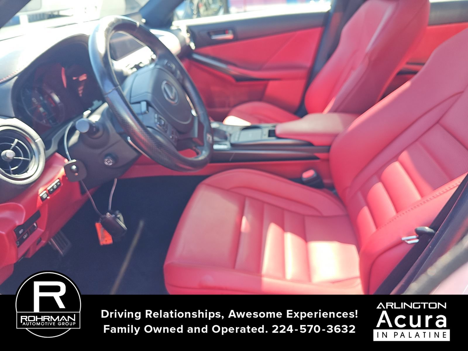 Used 2024 Lexus IS 500 RWD image 8