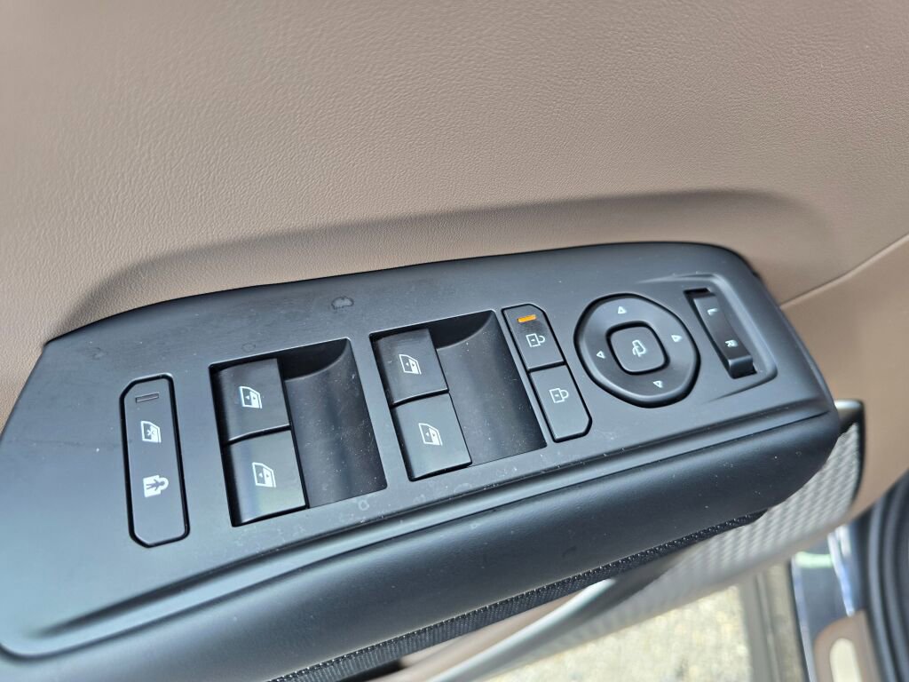 Used 2024 Kia EV9 GT-Line image 20