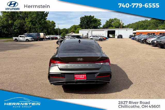 Used 2024 Hyundai Elantra SEL FWD image 23