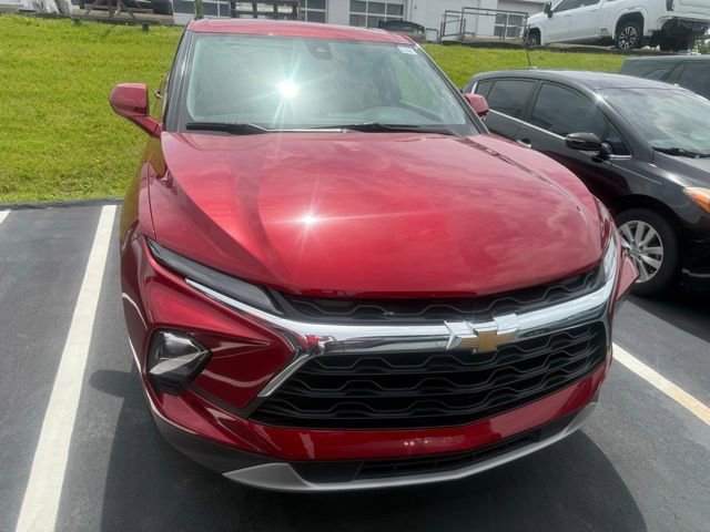 Used 2025 Chevrolet Blazer LT AWD/4WD image 1