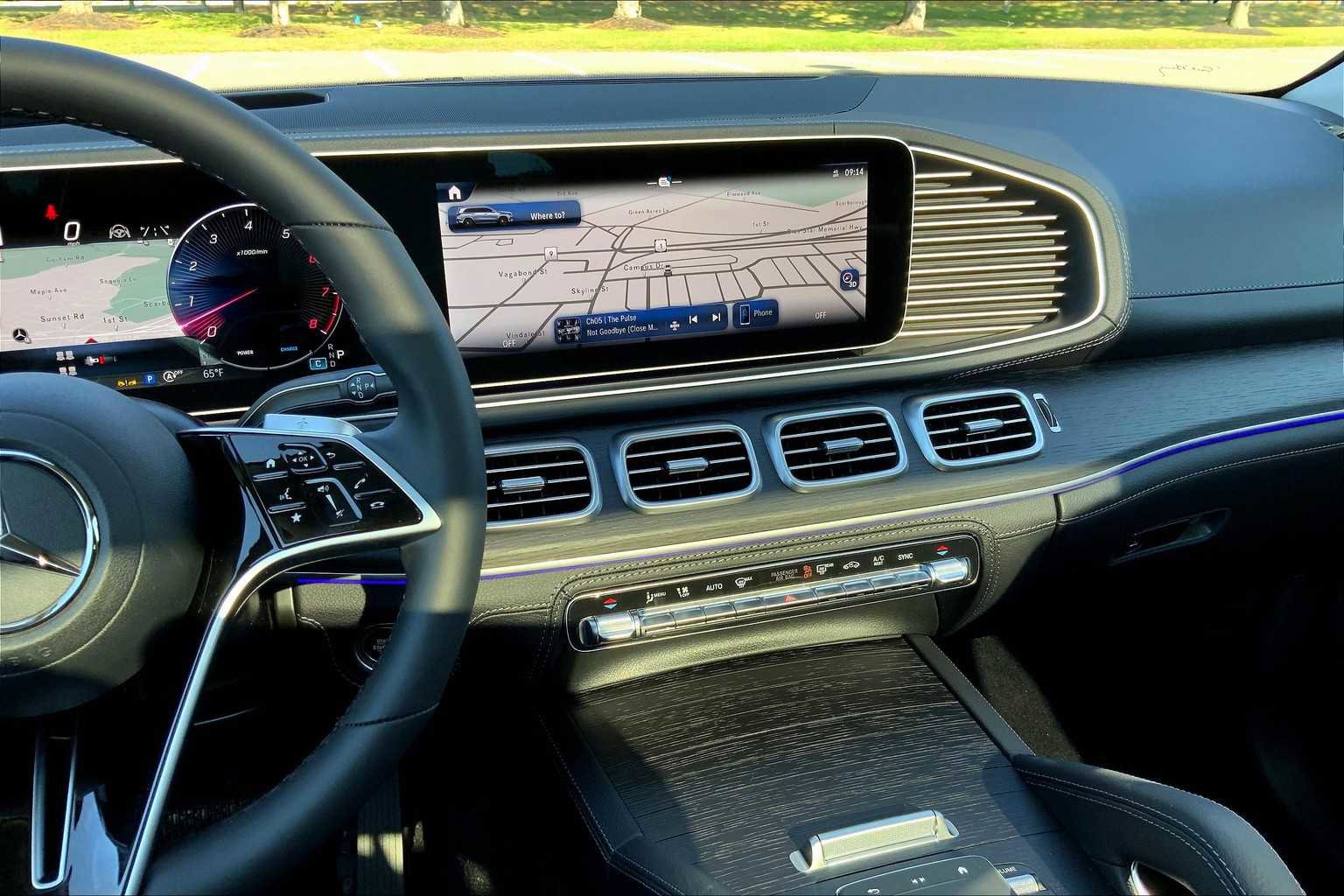 New 2026 Mercedes-Benz GLS 450 4MATIC image 6