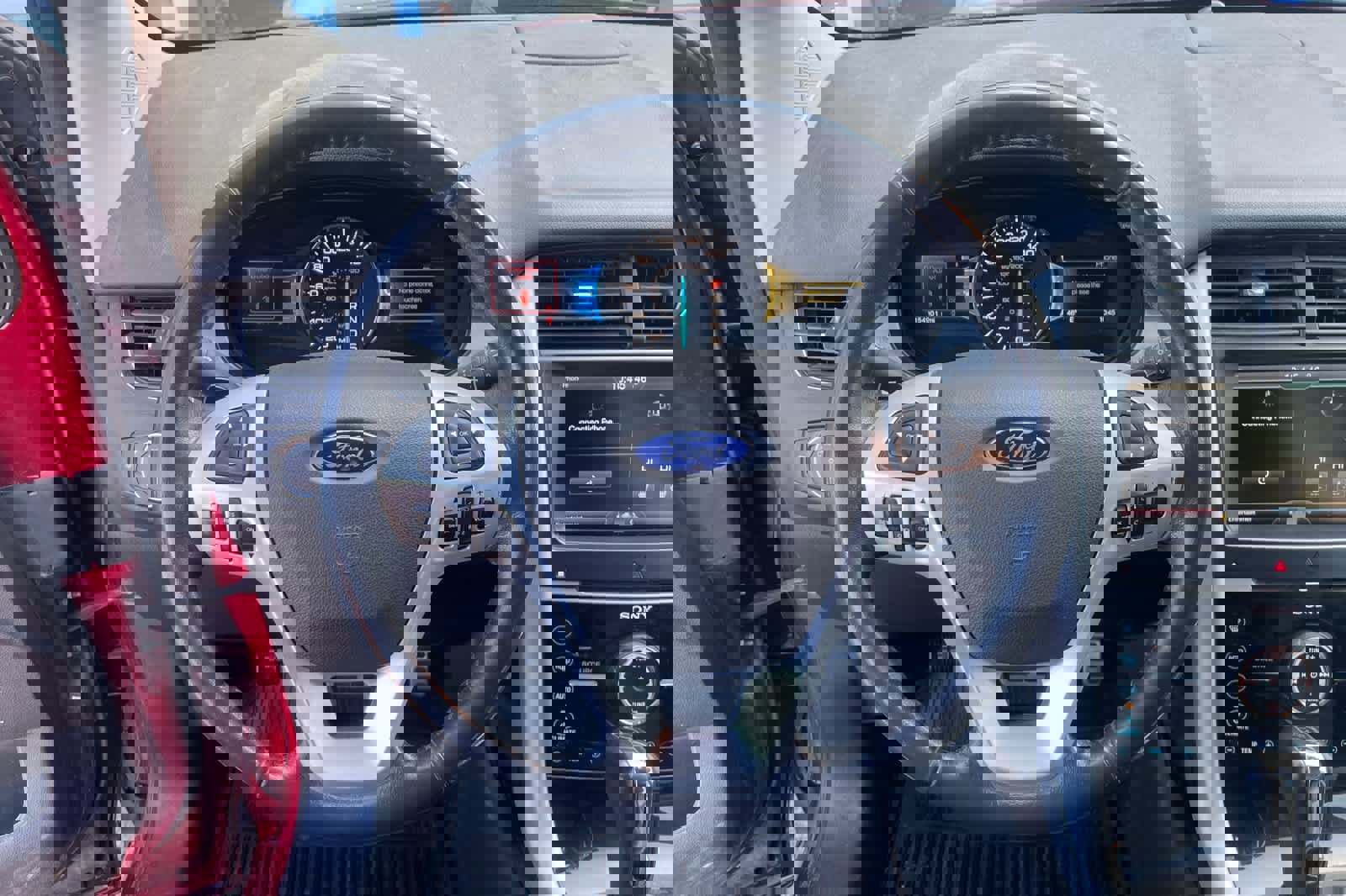 Used 2013 Ford Edge Sport w/ Driver Entry Pkg AWD/4WD image 11