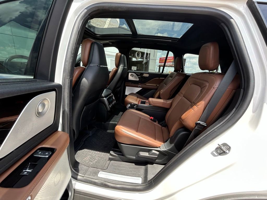 Used 2021 Lincoln Aviator Reserve w/ Equipment Group 202A AWD/4WD image 56