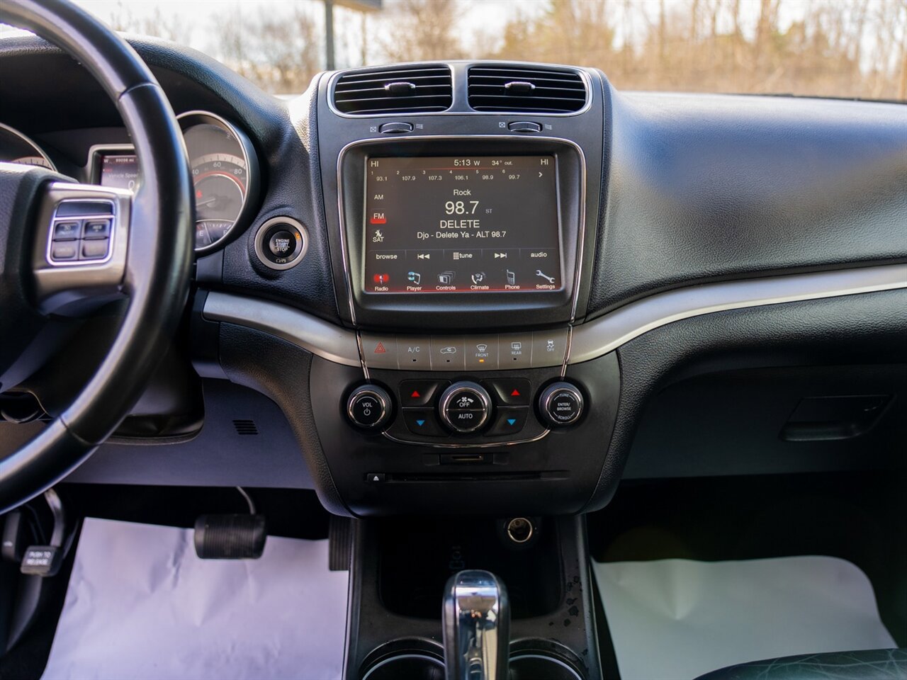 Used 2018 Dodge Journey Crossroad AWD/4WD image 32