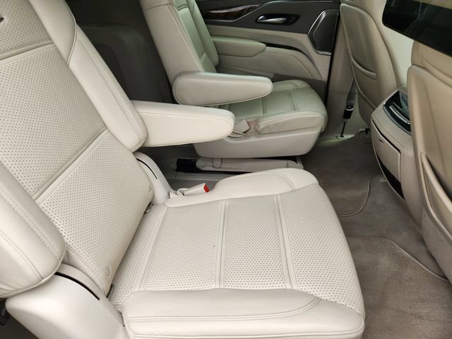 Used 2021 Cadillac Escalade ESV Sport Platinum AWD/4WD image 24