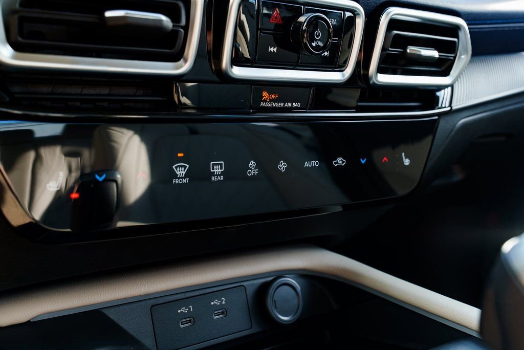 New 2026 Nissan Sentra SL w/ Floor Mat Package image 16