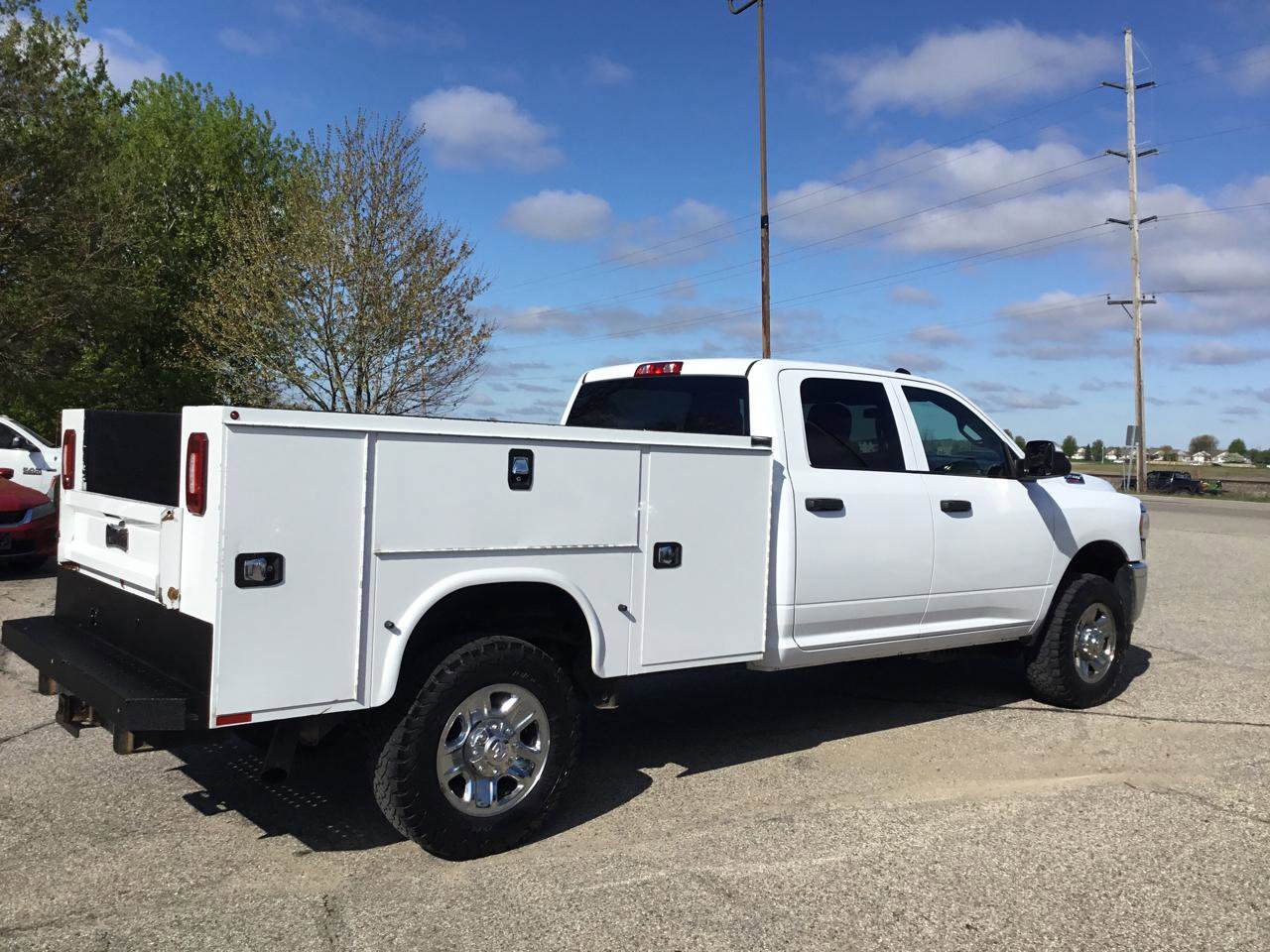 Used 2022 RAM 2500 Tradesman w/ Chrome Appearance Group AWD/4WD image 6