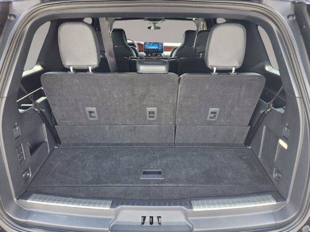 Used 2022 Lincoln Navigator Reserve RWD image 17