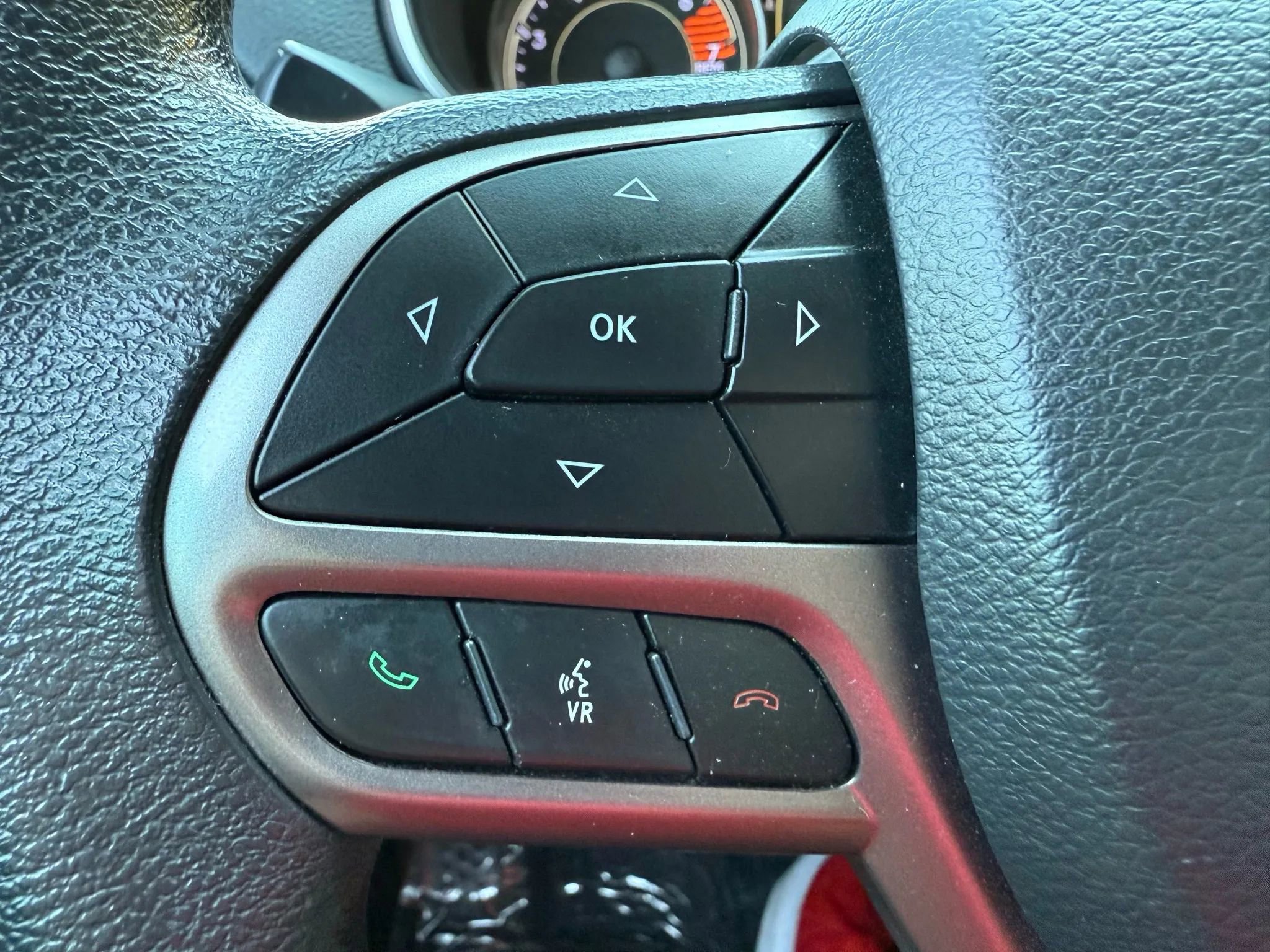 Used 2020 Jeep Cherokee Latitude image 12