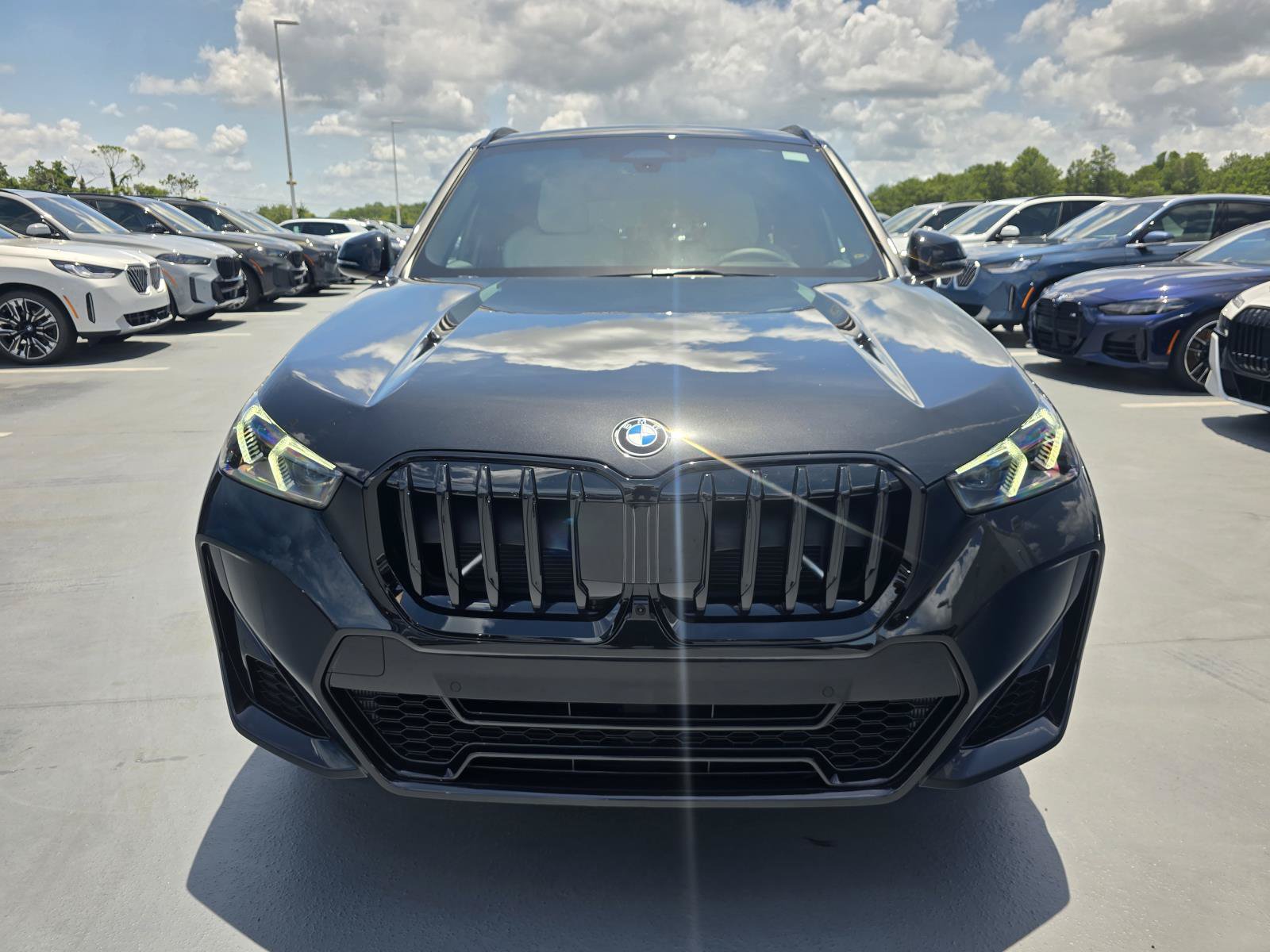 New 2026 BMW X1 xDrive28i w/ Technology Package AWD/4WD image 2