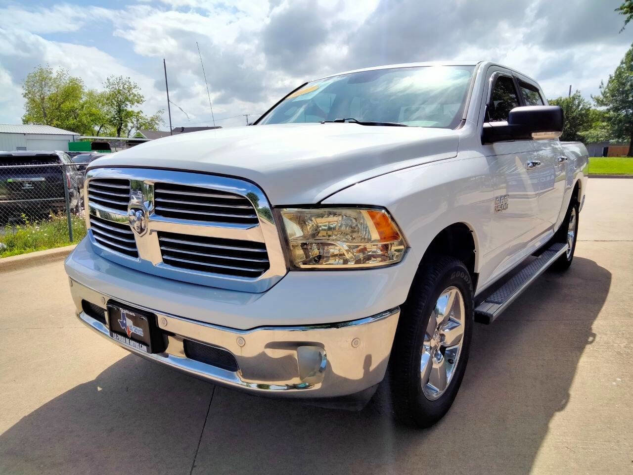 Used 2017 RAM 1500 Lone Star RWD image 1