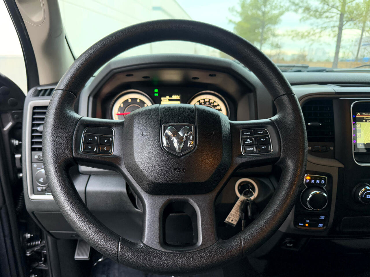 Used 2015 RAM 1500 Express image 28