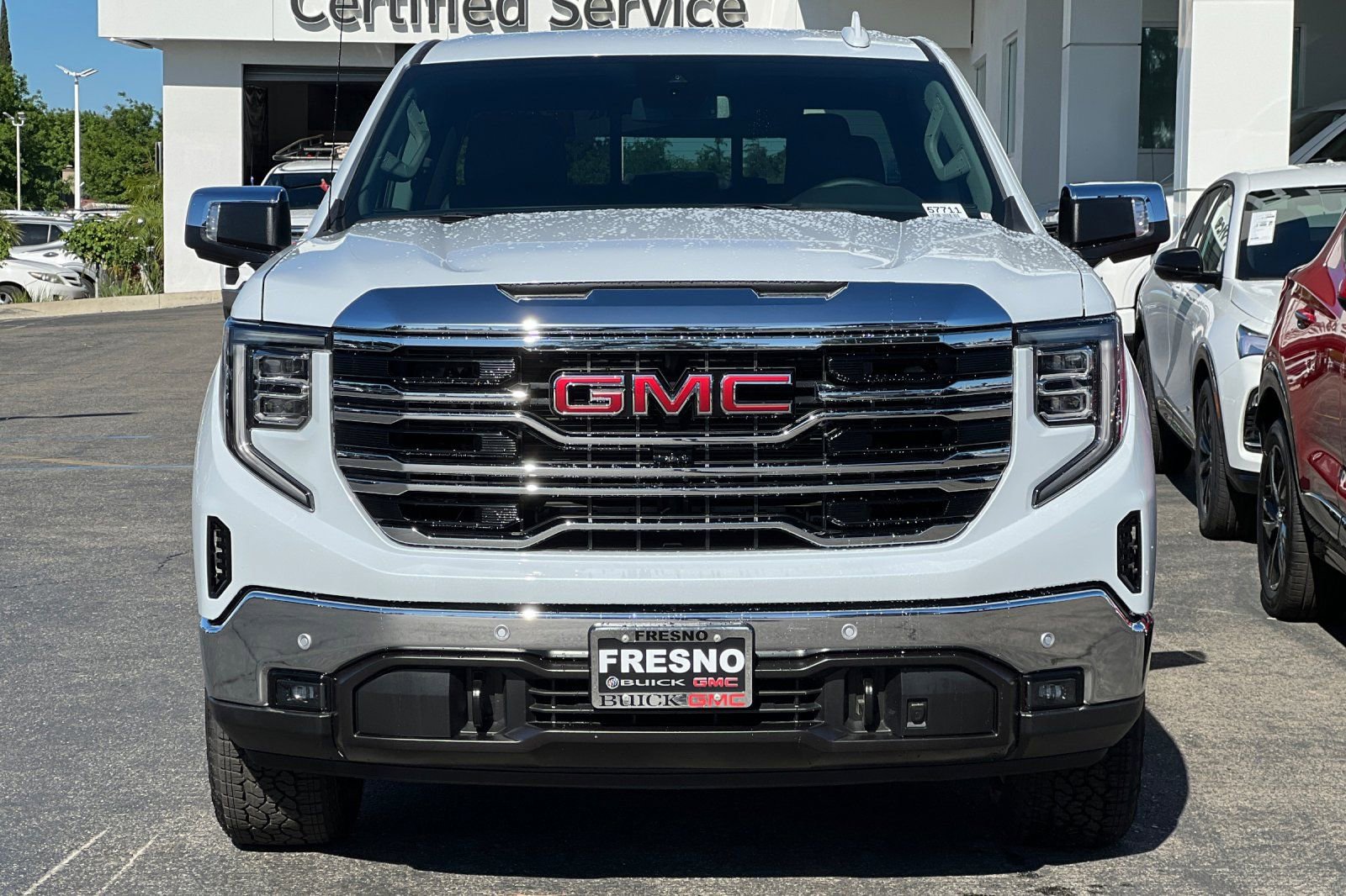 New 2026 GMC Sierra 1500 SLT w/ SLT Premium Plus Package AWD/4WD image 3