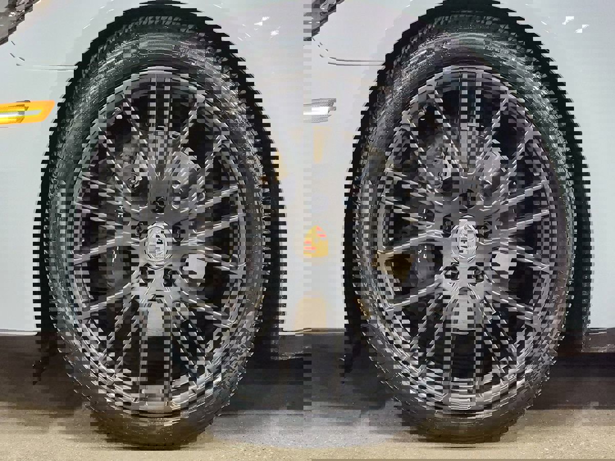 Used 2023 Porsche Panamera image 27