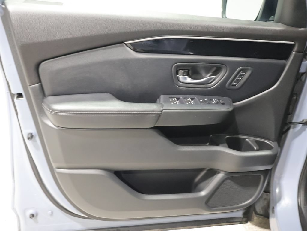 Used 2023 Honda Pilot Touring image 12