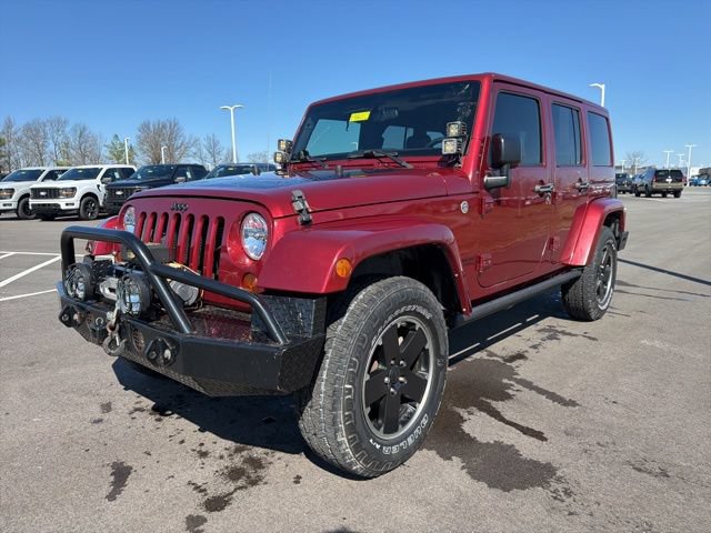 Used 2012 Jeep Wrangler Unlimited Sahara AWD/4WD video 2