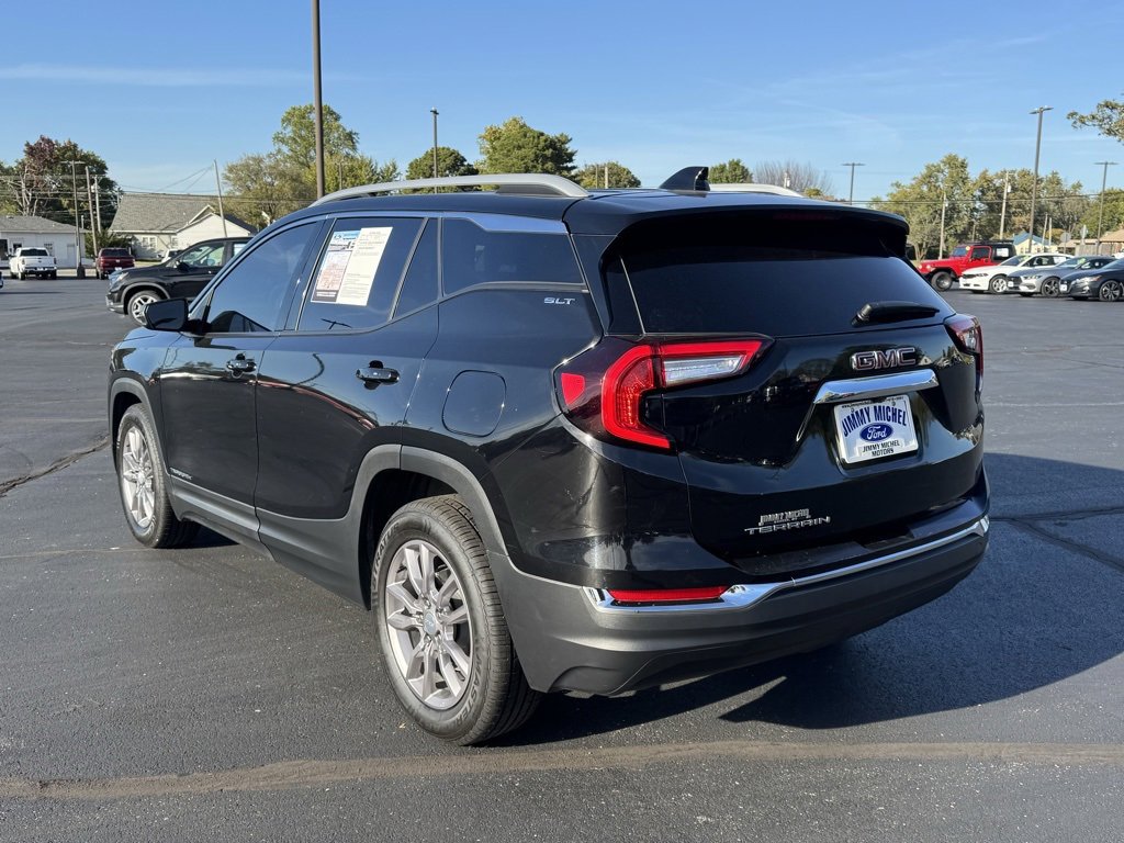 Used 2022 GMC Terrain SLT image 25