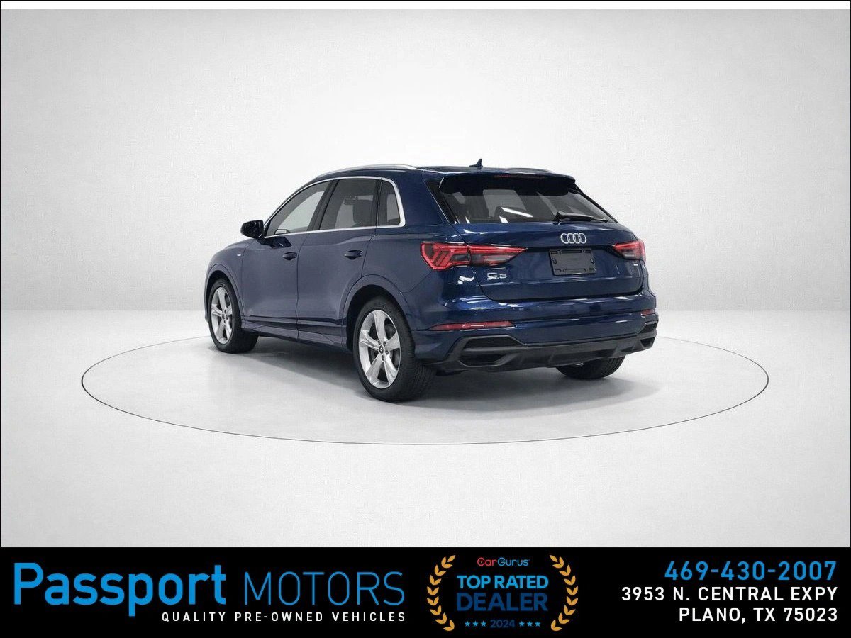 Used 2023 Audi Q3 2.0T Premium w/ Convenience Package image 4