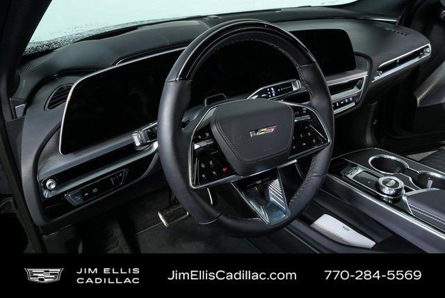 Certified 2026 Cadillac Lyriq V AWD/4WD image 4