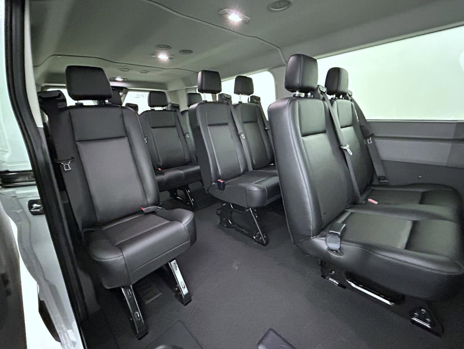 New 2026 Ford Transit 350 XL image 18