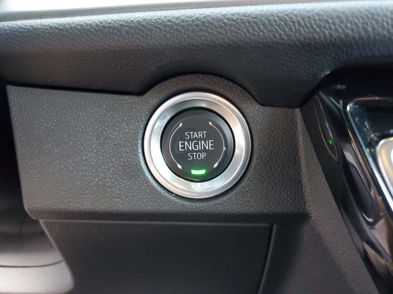 Used 2026 Chevrolet Traverse LT FWD image 23