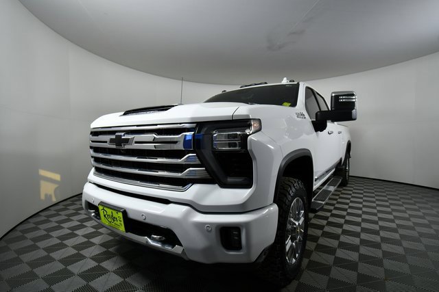 Used 2024 Chevrolet Silverado 3500 High Country w/ Technology Package image 6