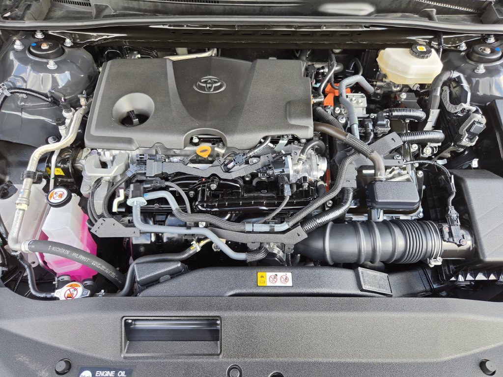 Used 2026 Toyota Camry SE FWD image 30
