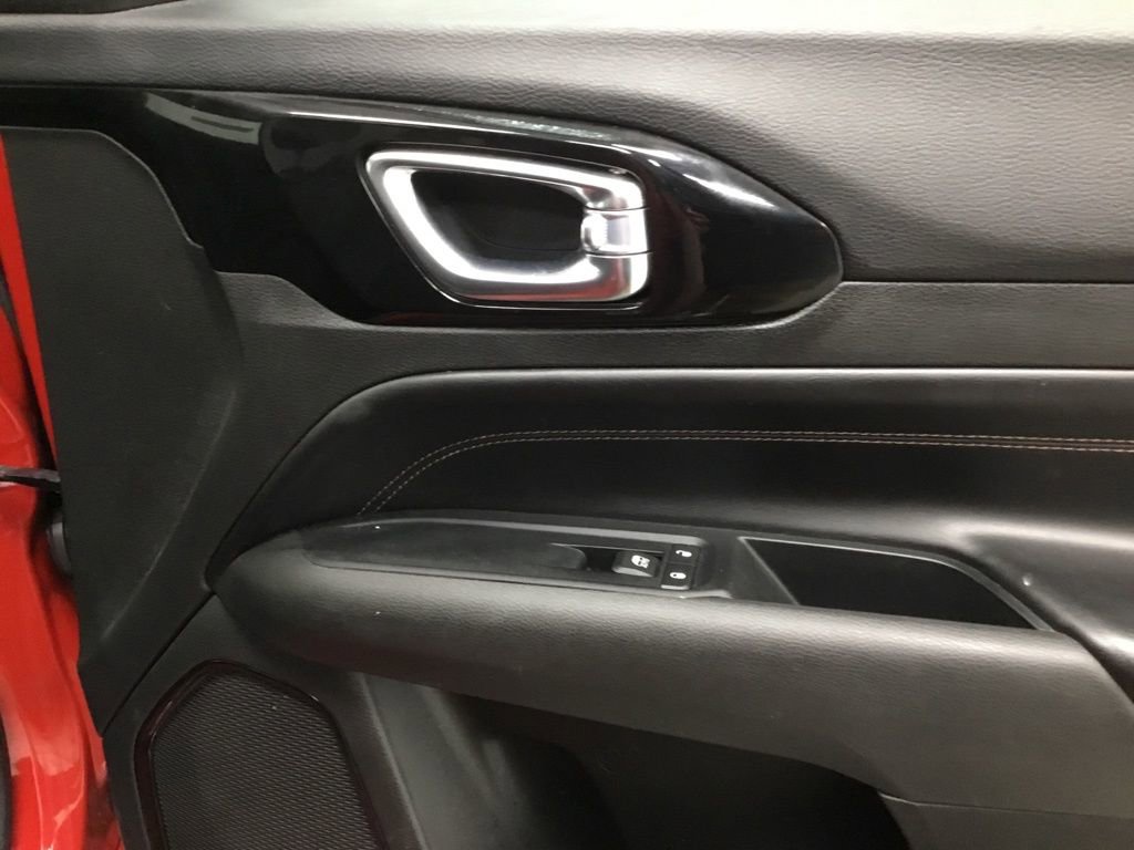 Used 2022 Jeep Compass Limited w/ (RED) Package image 23
