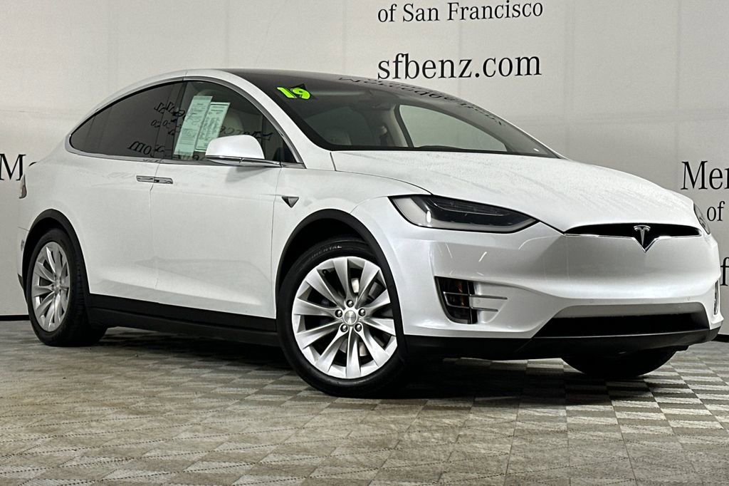 Used 2019 Tesla Model X Long Range image 2