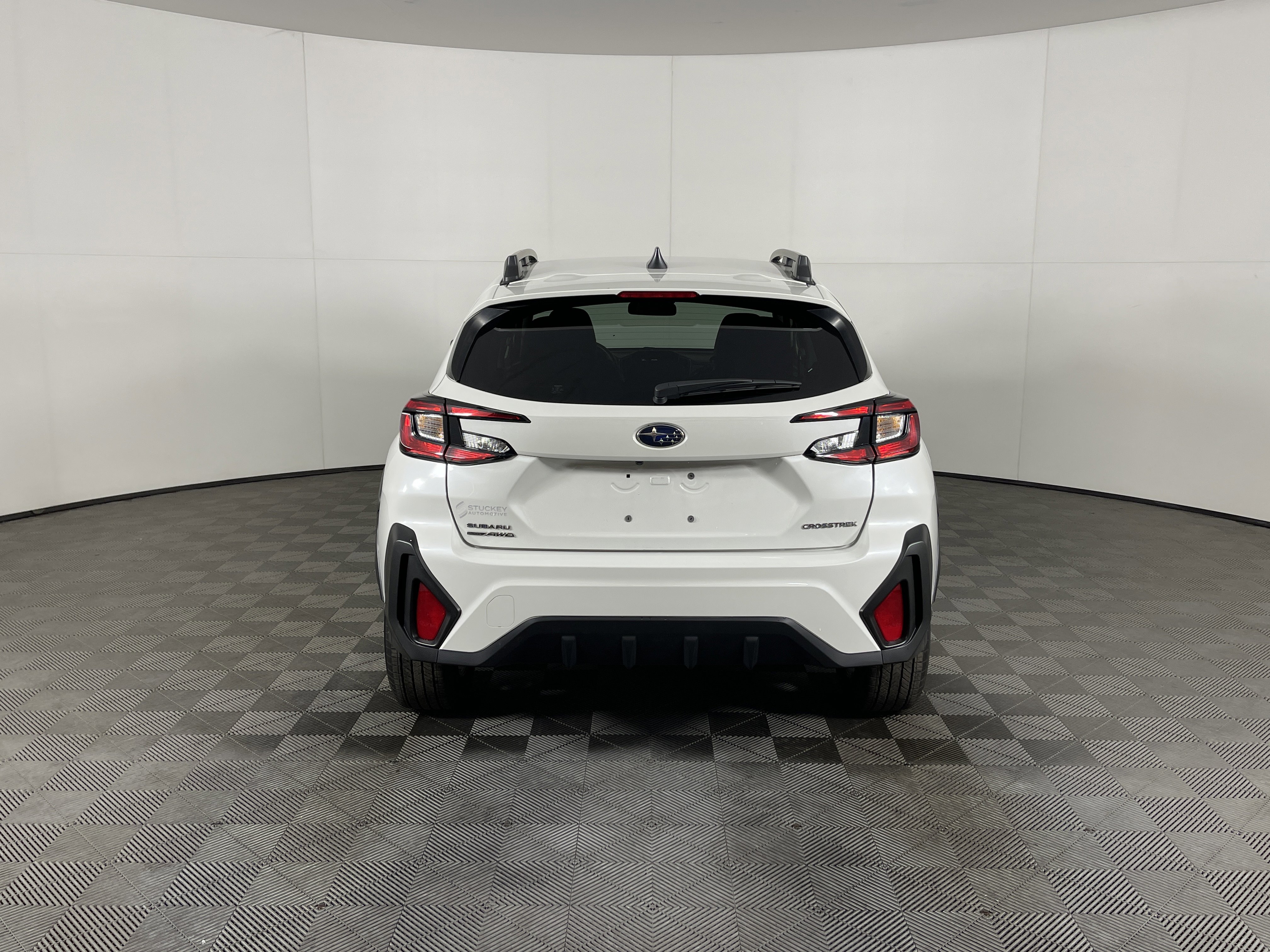 Used 2024 Subaru Crosstrek 2.0i Premium image 4