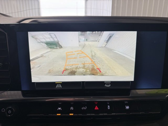 Used 2022 Chevrolet Silverado 1500 LT image 14