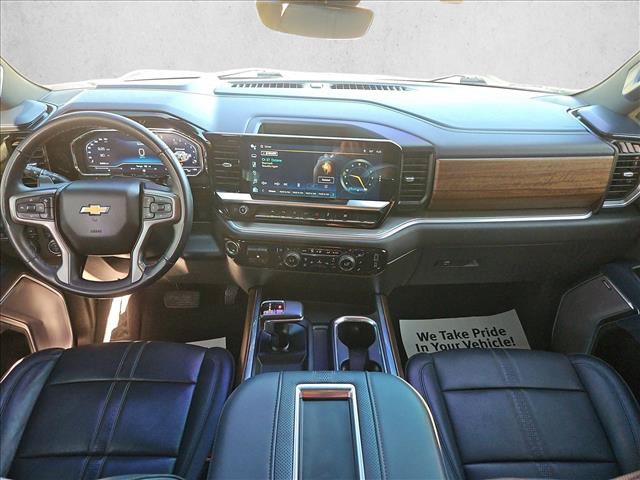 Used 2022 Chevrolet Silverado 1500 High Country w/ High Country Premium Package AWD/4WD image 18