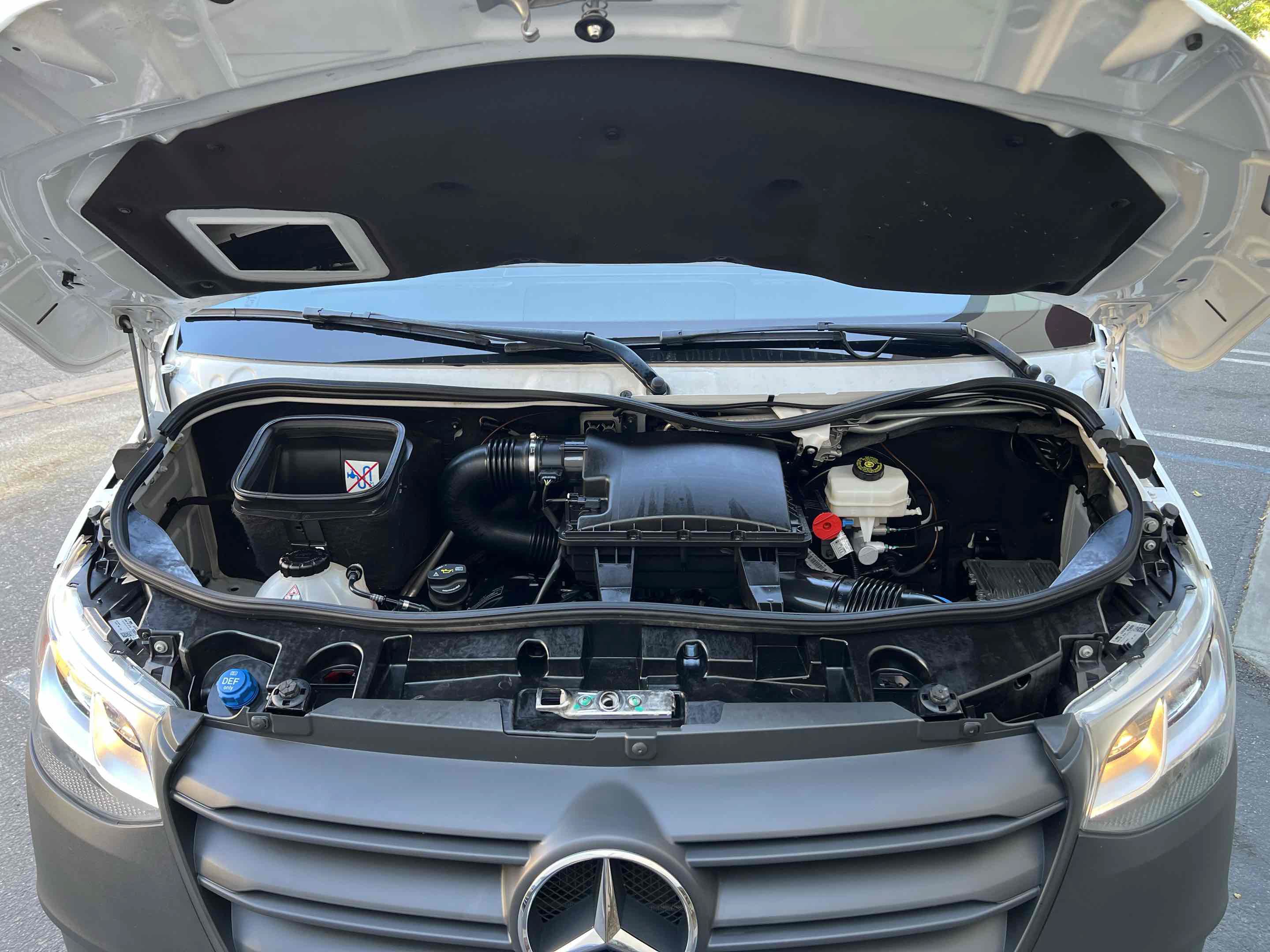 Used 2022 Mercedes-Benz Sprinter 2500 image 28