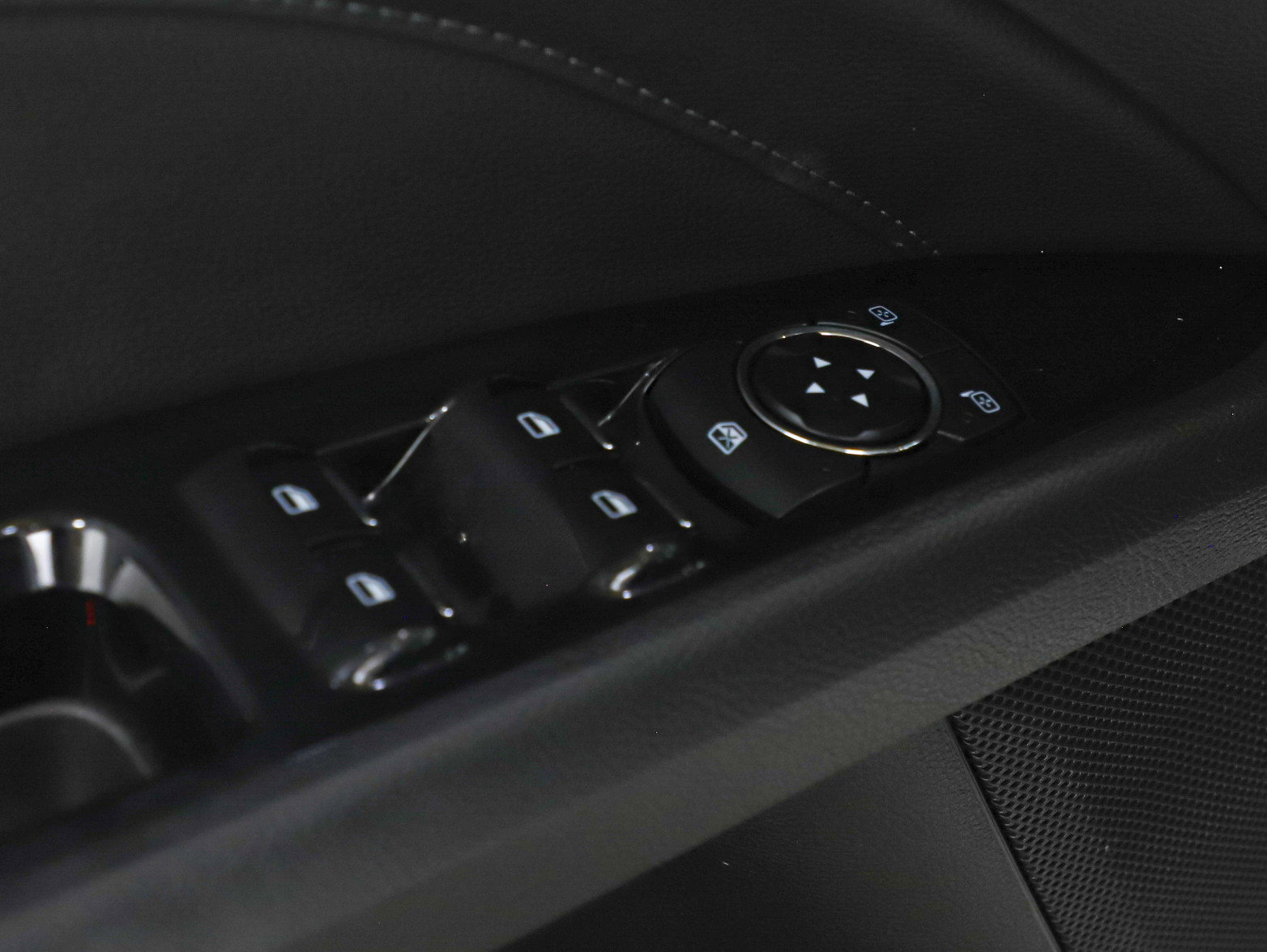 Used 2014 Ford Fusion Titanium image 19