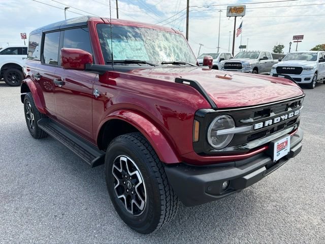 New 2026 Ford Bronco Outer Banks AWD/4WD image 3