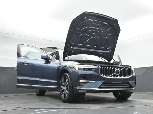 Used 2023 Volvo XC60 B5 Plus AWD/4WD image 50