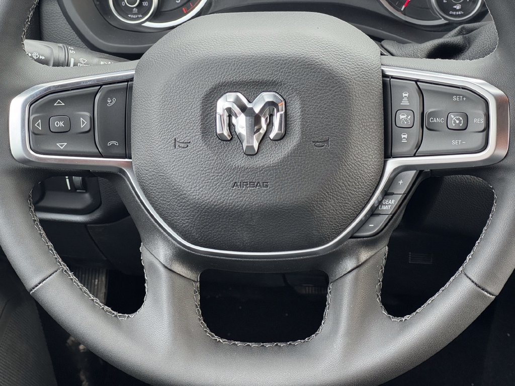 New 2027 RAM 3500 Big Horn AWD/4WD image 19