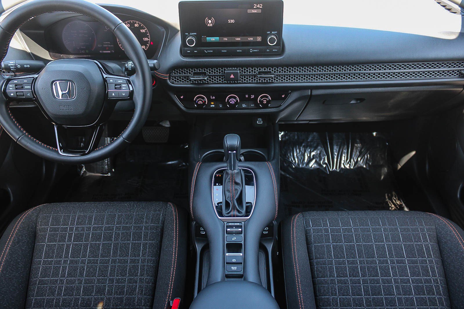 Certified 2025 Honda HR-V Sport image 13