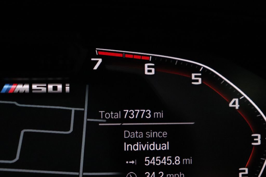 Used 2020 BMW X7 M50i w/ Dynamic Handling Package image 38