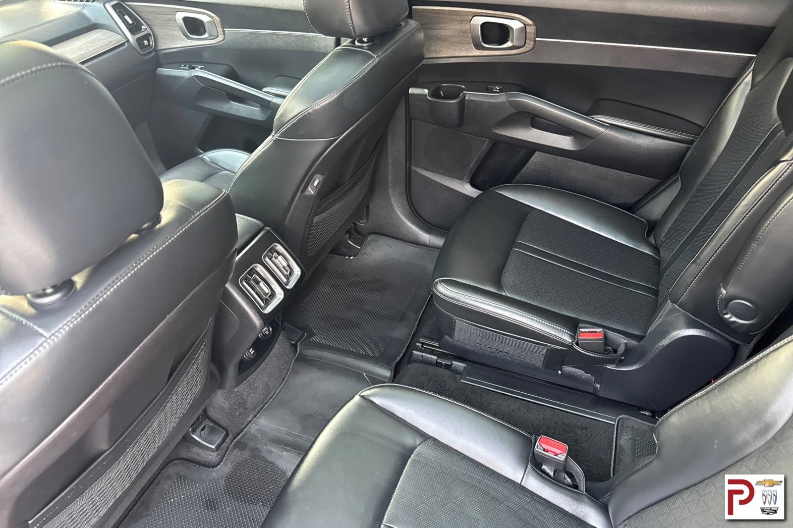 Used 2021 Kia Sorento EX w/ Panoramic Sunroof Package AWD/4WD image 14