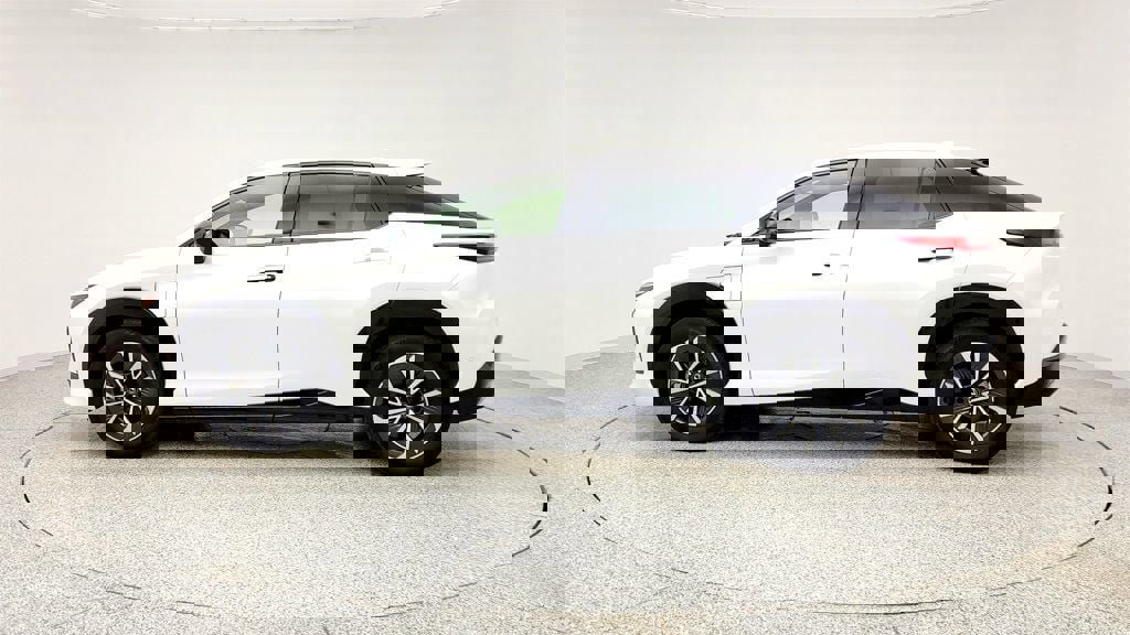 Used 2024 Lexus RZ 450e Premium w/ Technology Package image 8